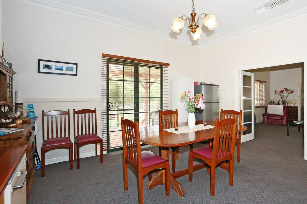 Busselton Guest House Buitenkant foto